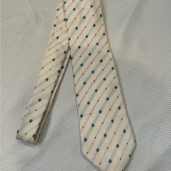 Authentic Burberry men’s silk scarf